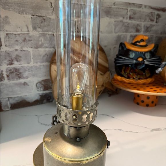 Handmade Artisan Architectural Metal Battery Operated Table Lamp - Picture 9 of 15